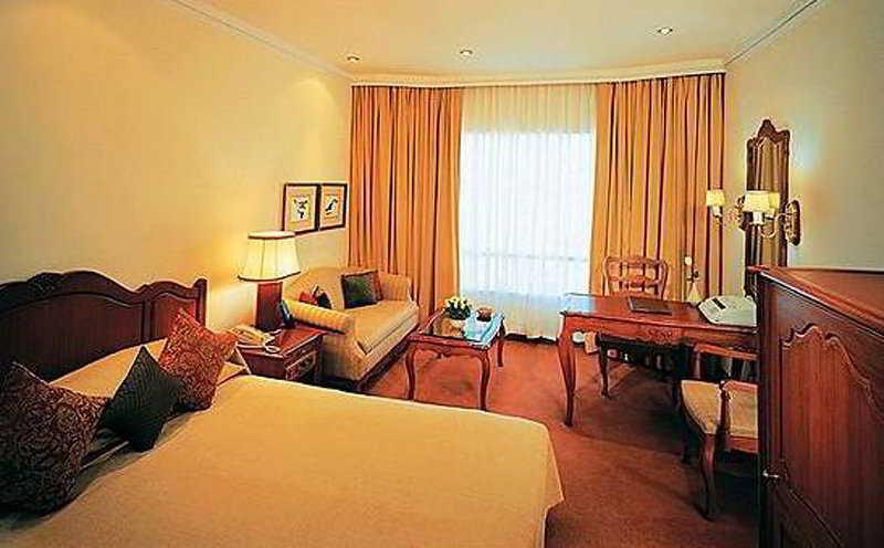 President - Ihcl Seleqtions Hotel Bombay Esterno foto